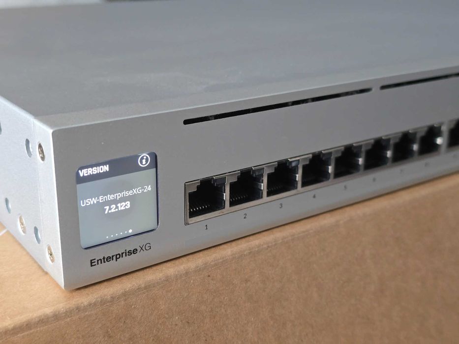 Ubiquiti UniFi EnterpriseXG 24 managed switch 24x10G RJ45 + 2x25G SFP28