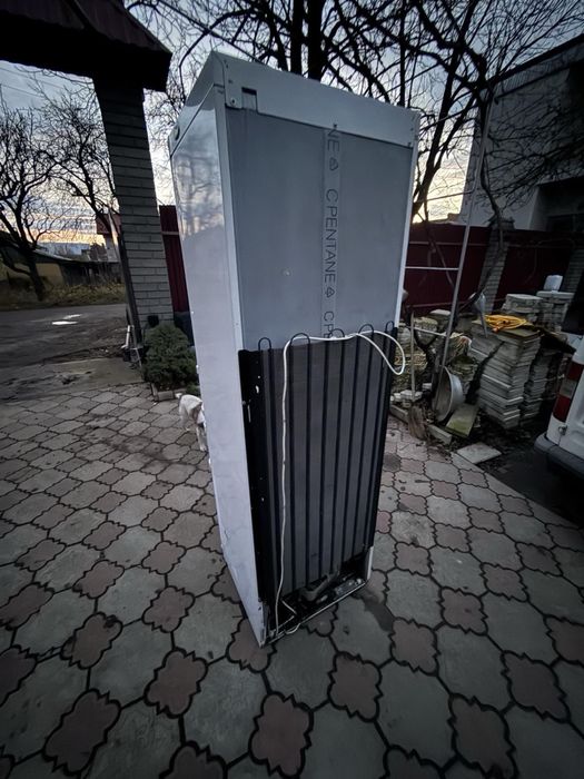 Холодильник Whirlpool