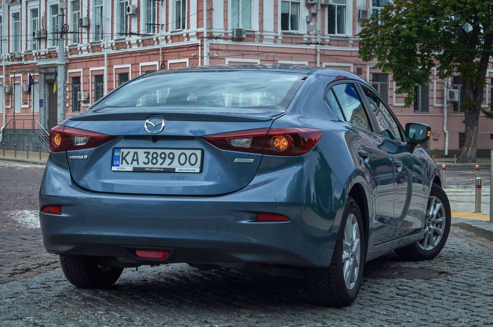 Продам автомобіль Mazda 3
