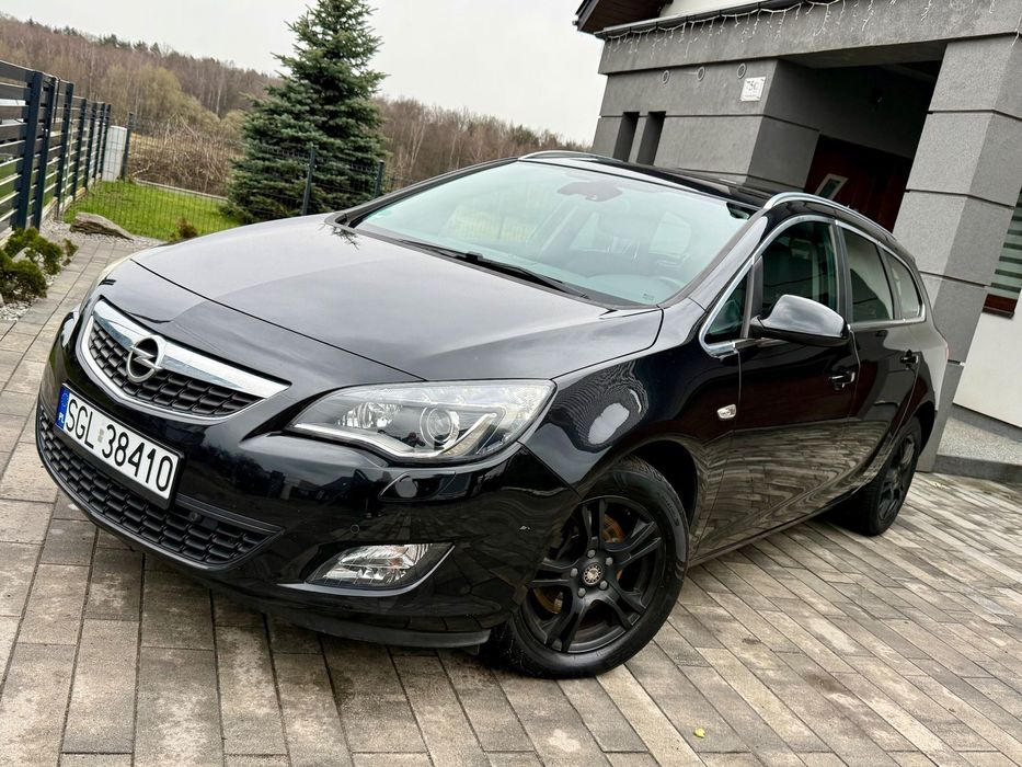 Opel Astra 1.6 benzyna 180 KM bezwypadkowa, stan BDB ZoBaCz!!!