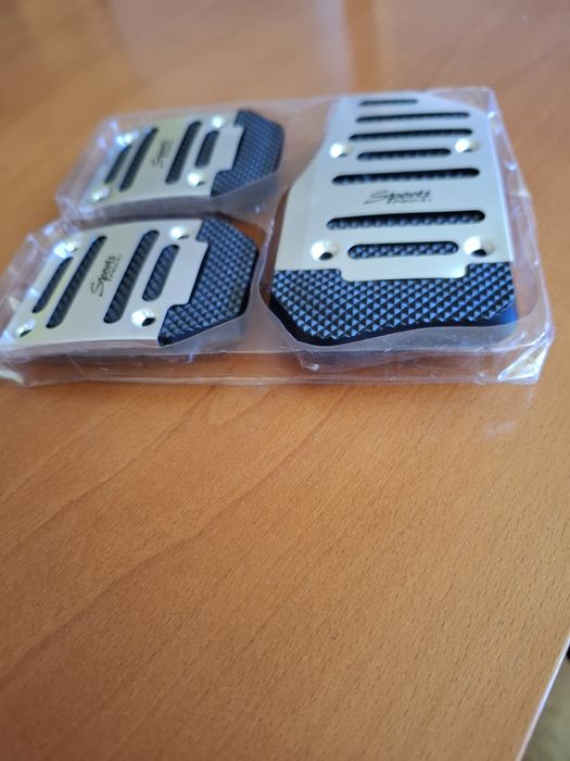 Pedais para carros