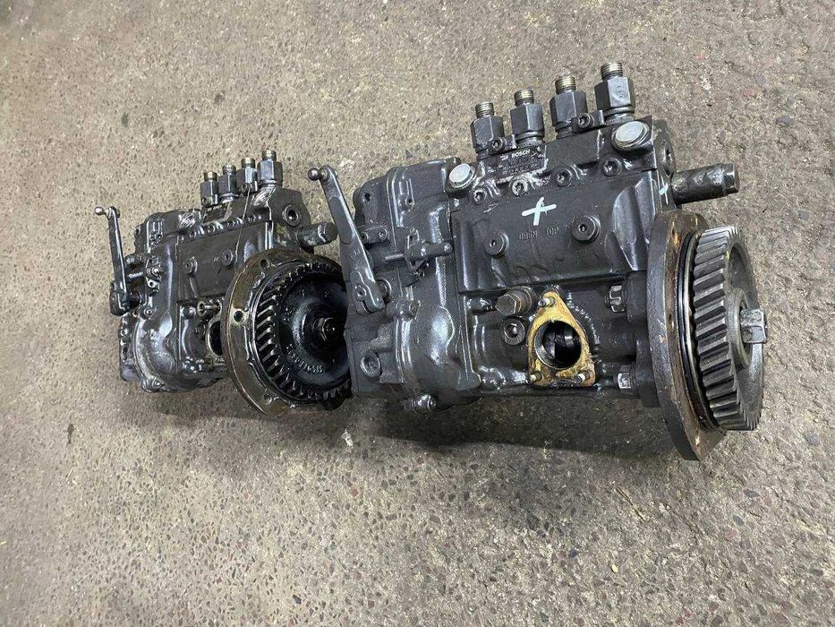 Bosch Mercedes OM364 4.0 — паливний насос високого тиску 0 400 874 256