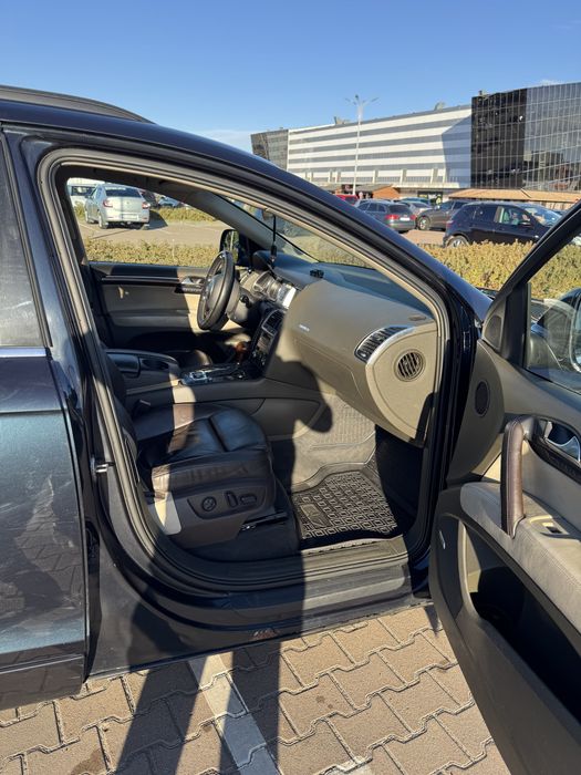 Продам Ауди Q74L 3.0 тді
