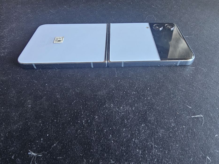 Samsung z flip 4 *Możliwa zamiana*