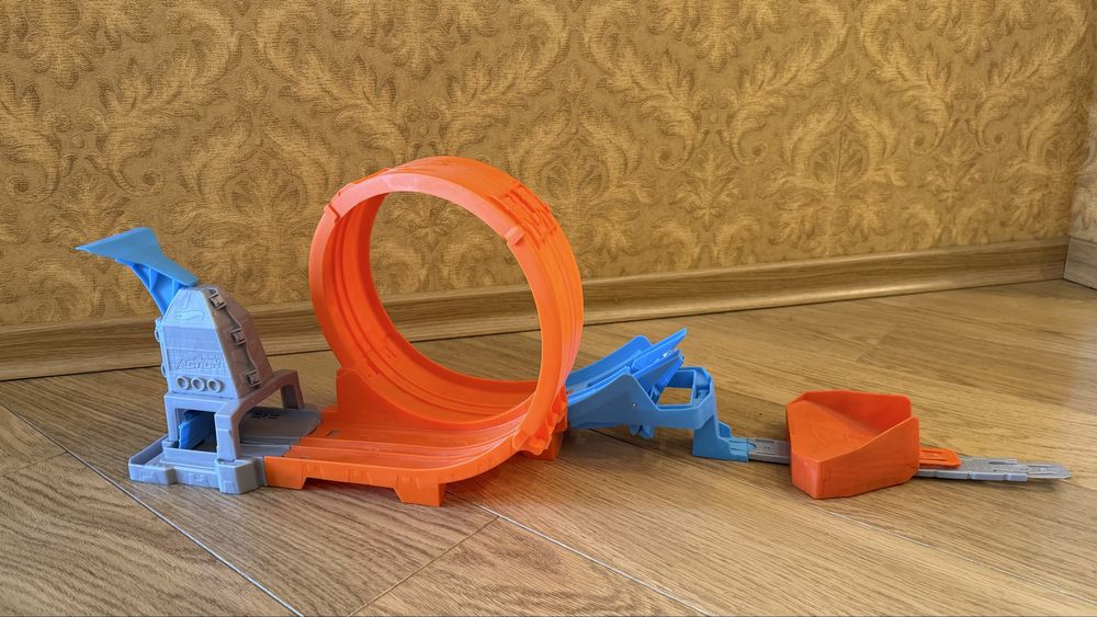 Hot Wheels Хот Вілс трек петля автотрек для машинок