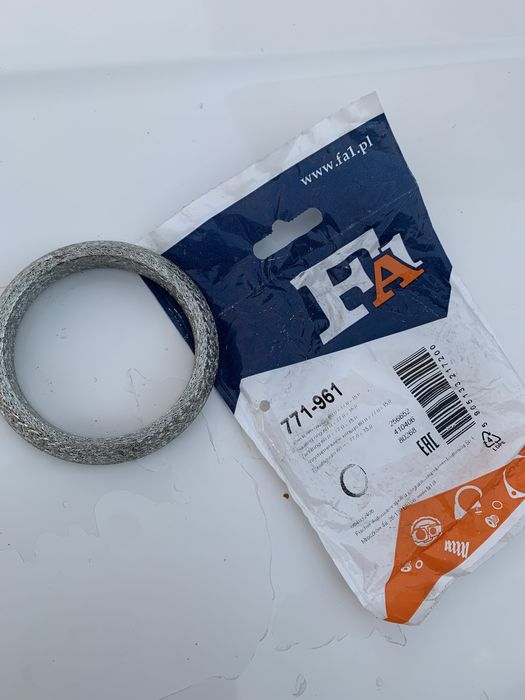 FA1 - 771961  Прокладка глушника Toyota Avensis