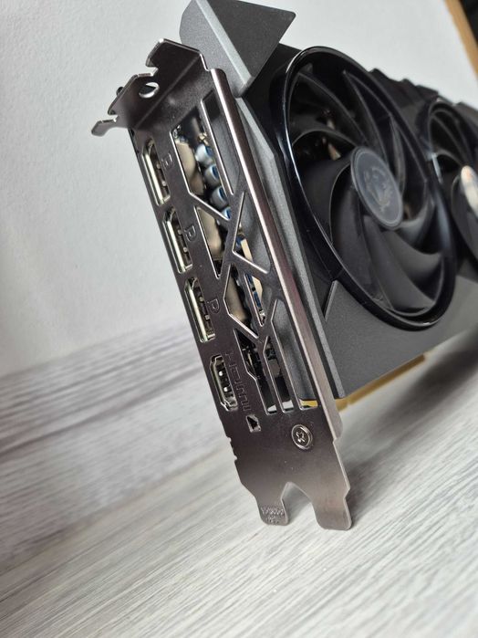 як нова ТОП версія відеокарта RTX4070 Super 12GB MSI Gaming X Slim .Trade-IN