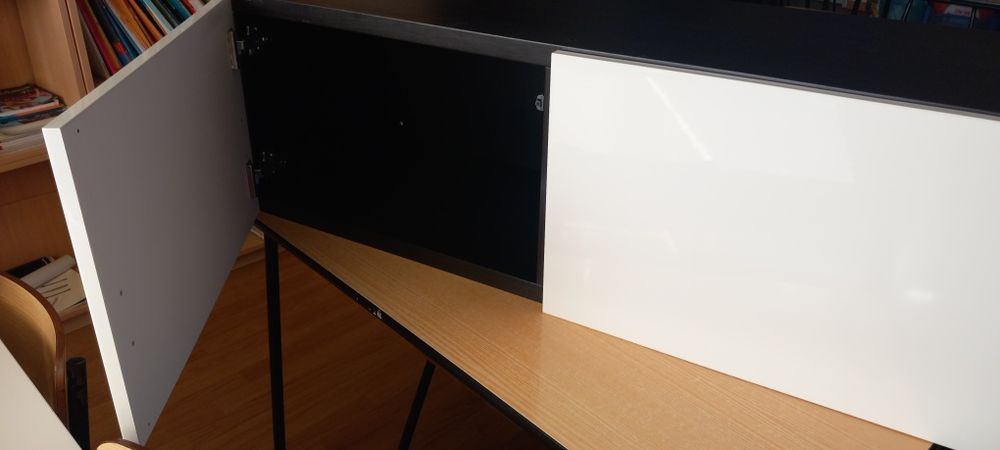 Armário de parede do ikea