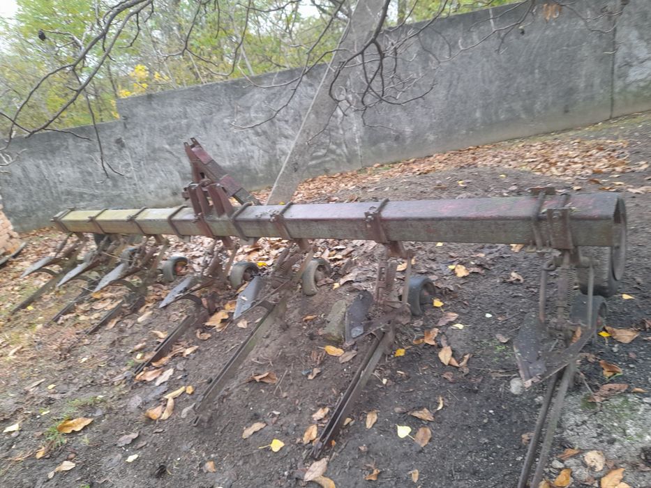 Мотига навісна...