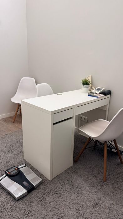 Gabinete para Massagem / Osteopatia / Terapias – dentro de Ginásio (Po