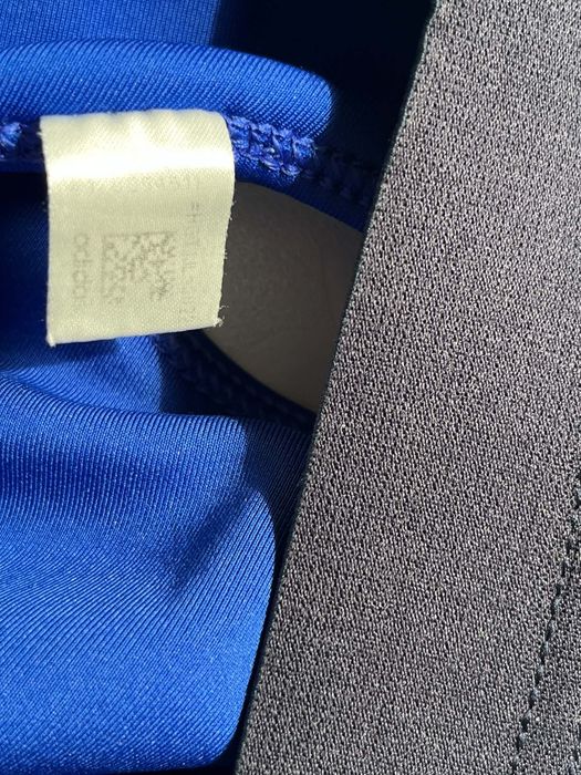 Adidas oryginał biustonosz sportowy  z logo niebieski  XS/S