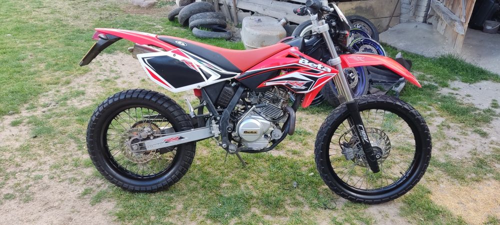 Beta 125 komplet plastików 2013