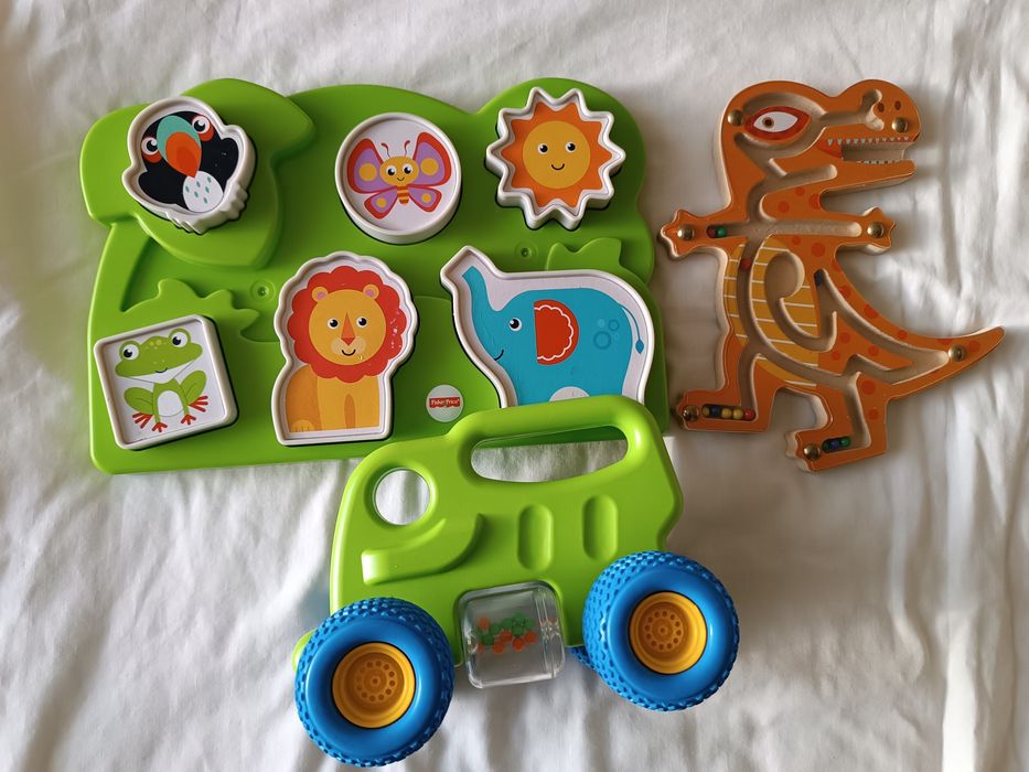 Дитяча розвиваюча іграшка