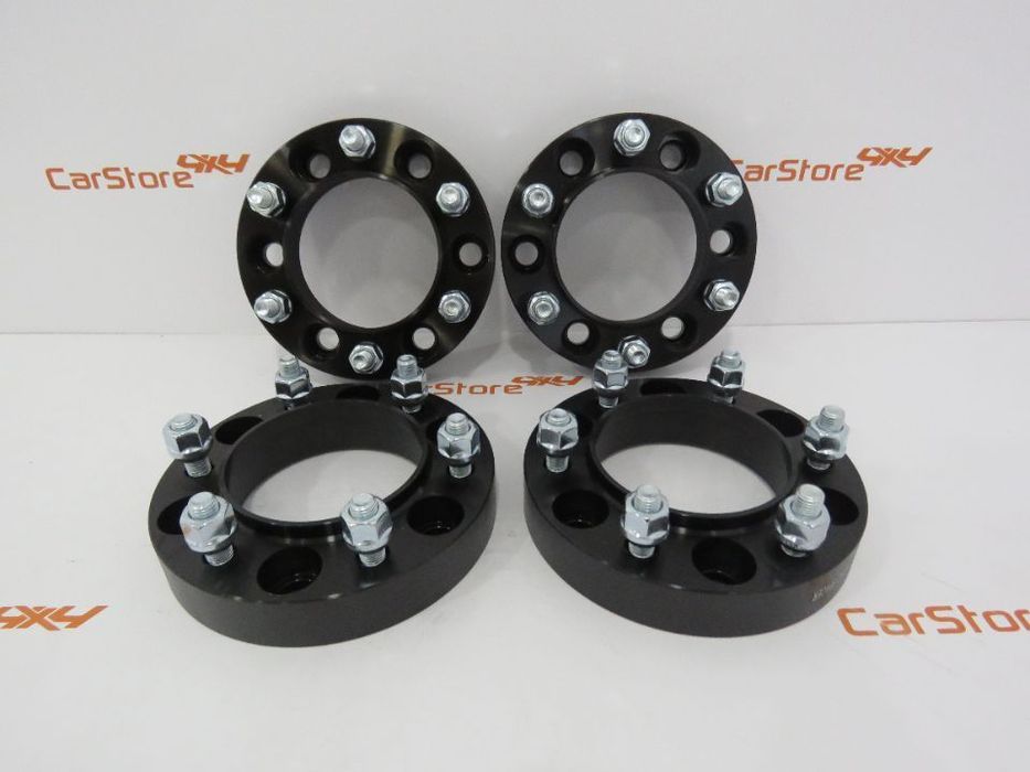 Espaçadores 4x4 30mm Toyota 6x139.7 M12x1.5 Pretos CB 106.2