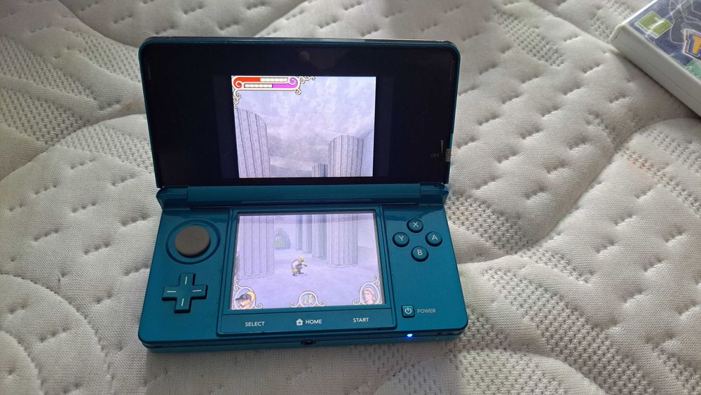 Konsola Nintendo 3DS + GRY