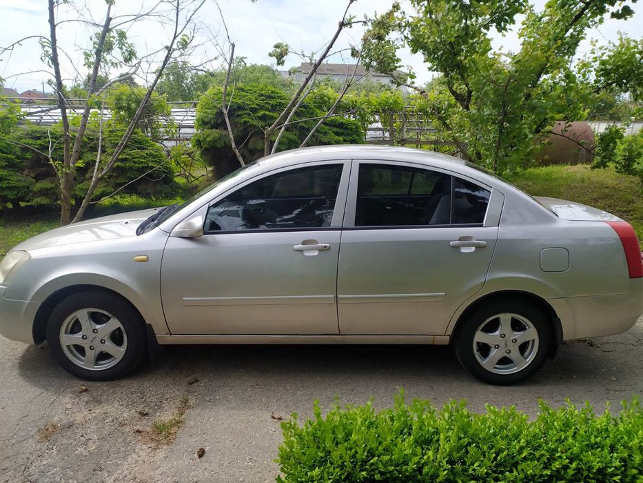 Продам автомобіль Чері елара