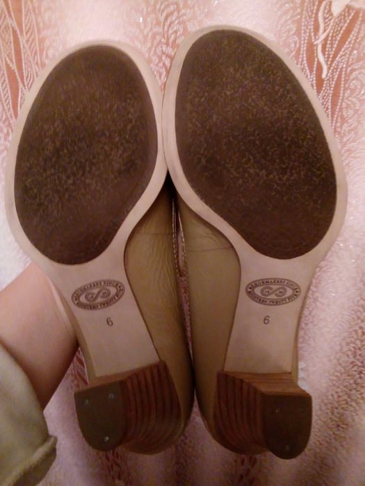 Туфли лаковые Clarks