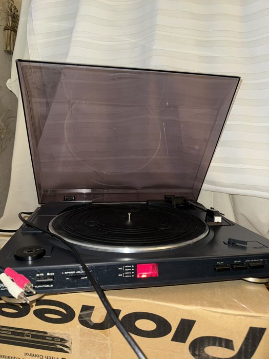 Продам програвач вінілових пластинок Pioneer Pl-990