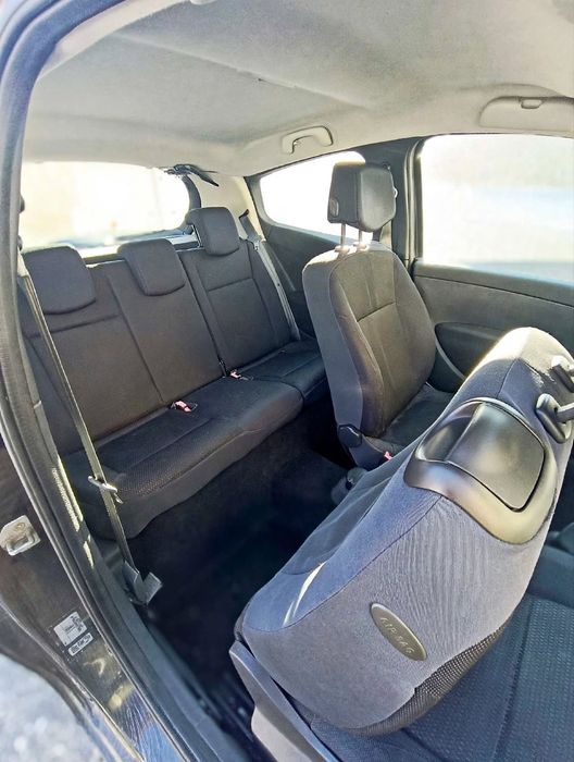 Renault Clio III 1.2 16V — 2005