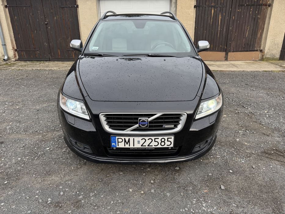 Volvo v50 2.0d r-design