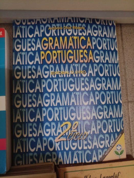 Livros usados antigos
