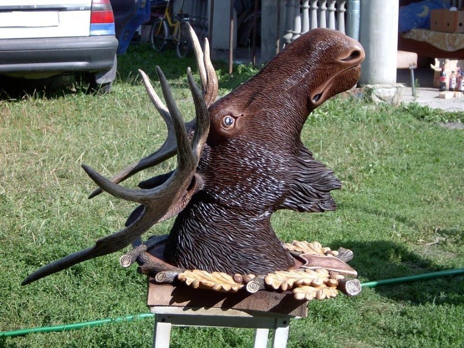 Деревяна голова лося медальйон / ЛОСЬ РОГИ .