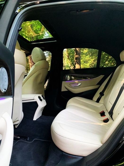 Аренда авто с водителем Мерседес Е класс/ свадебное авто/