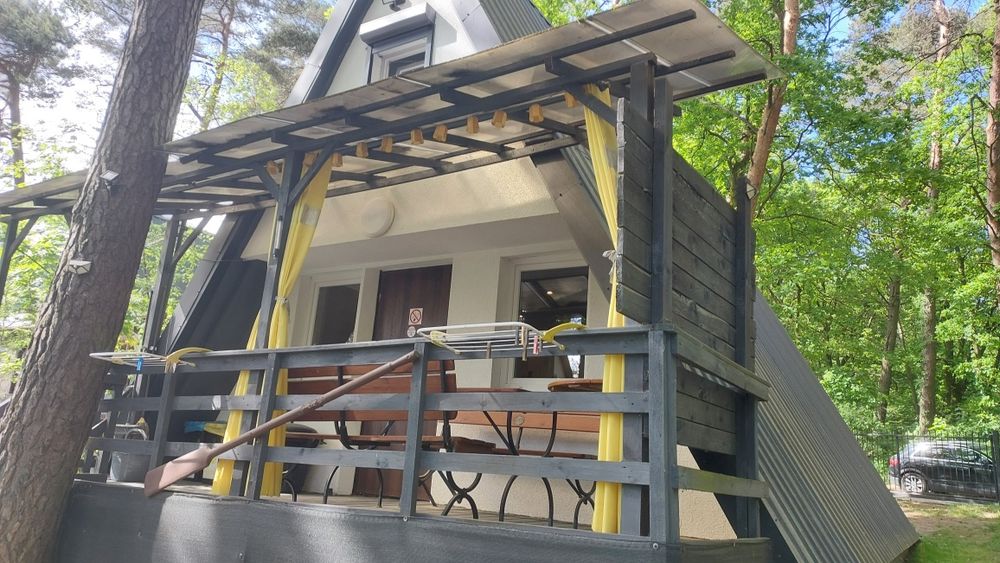 Wolne terminy od 24.08 Domek nad jeziorem Kamionki. Toruń. 7 łóżek , klimatyzacja