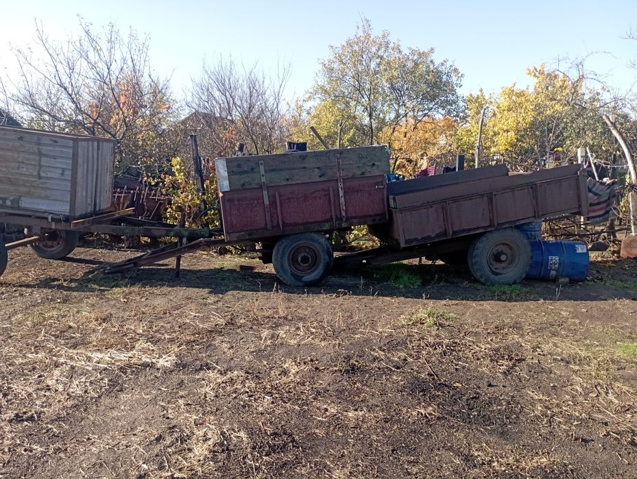 Одноосний причеп до трактора