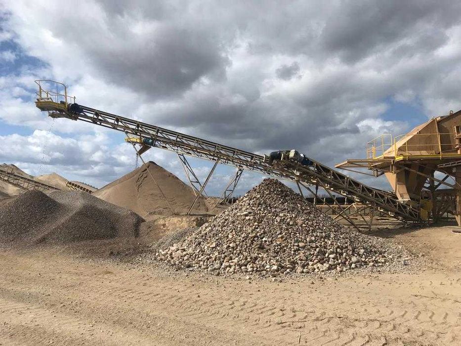 Ziemia, piasek, sprzedaż kruszywa, ziemia ogrodowa, transport.