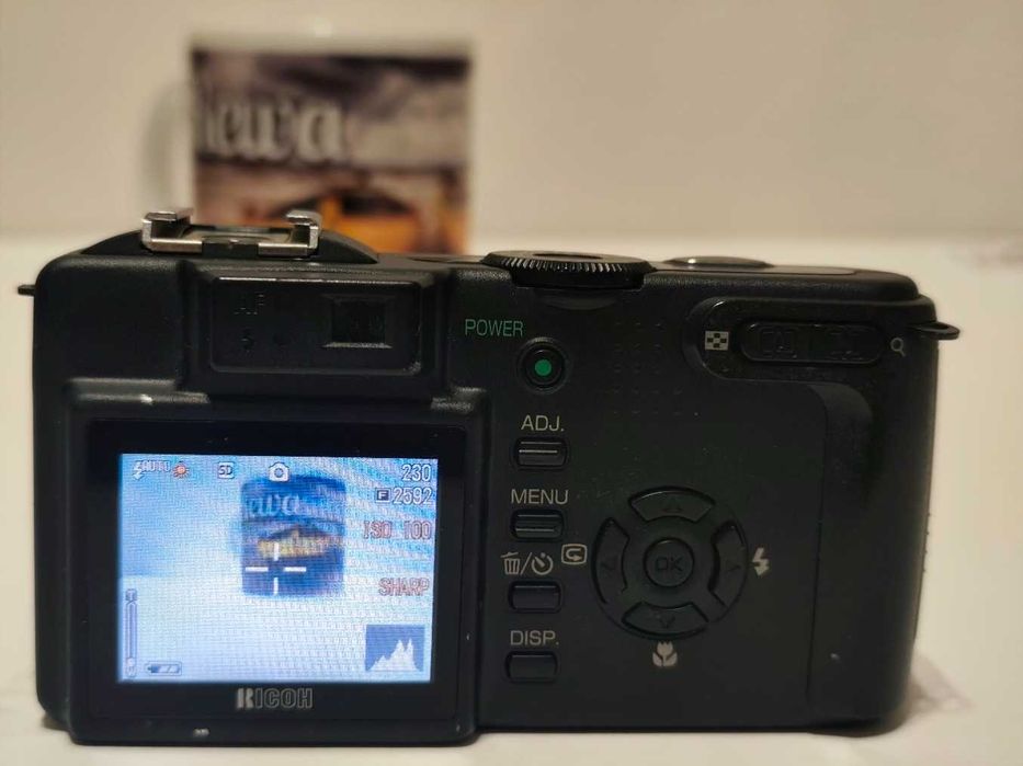 Retro aparat cyfrowy Ricoh Caplio GX  TIFF