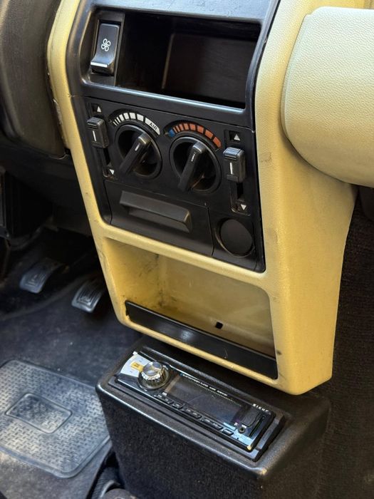 Renault 5.  Laureat  44cv