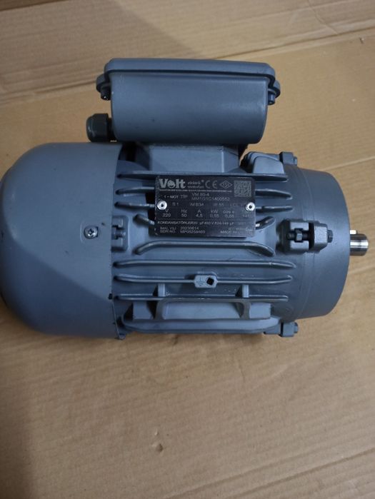 Электродвигатель 220 V ,055 kW, 1410 об / мин