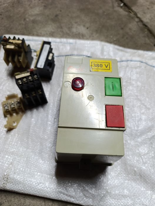 Електромагнітний пускатель