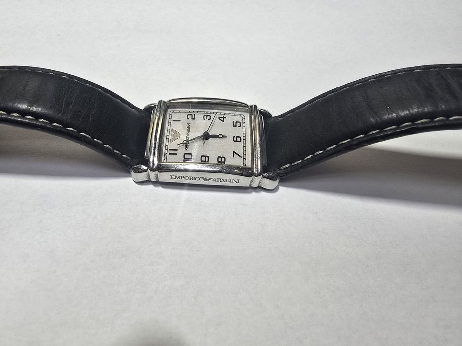 Годинник Emporio Armani з шкіряним ремінцем