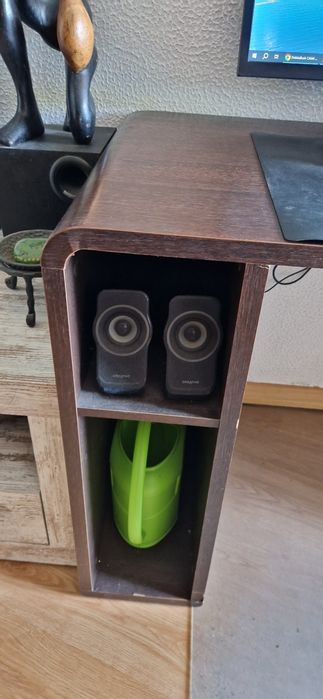 Secretária em ótimo estado (castanha)