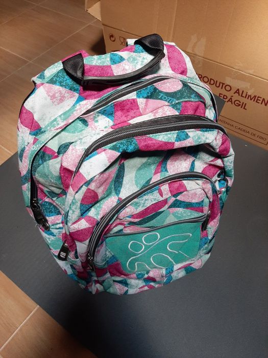 Mochila da marca totto