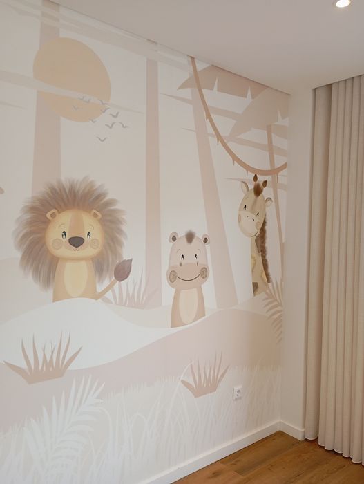 Decoração c/ papel de parede.