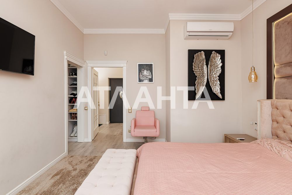 Продаж елегантної дворівневої квартири у Львові, пр.Чорновола