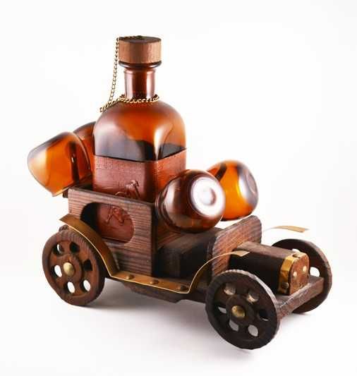 Suporte de garrafa com 4 copos