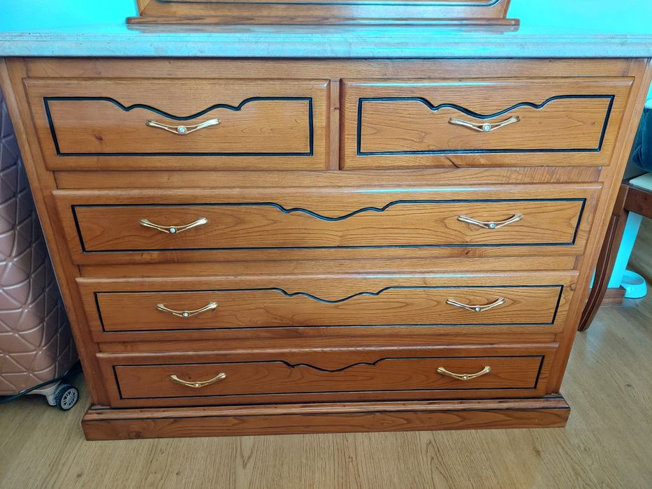 Mobília Quarto Casal – Cama + 2 Mesas de Cabeceira + Cómoda