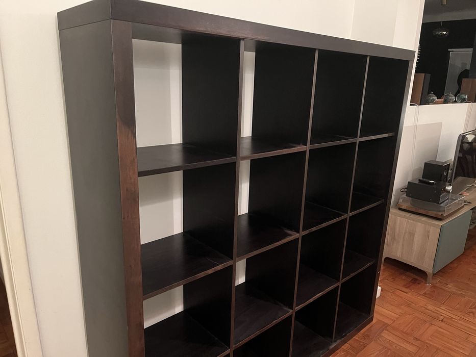 Estante design Area preta