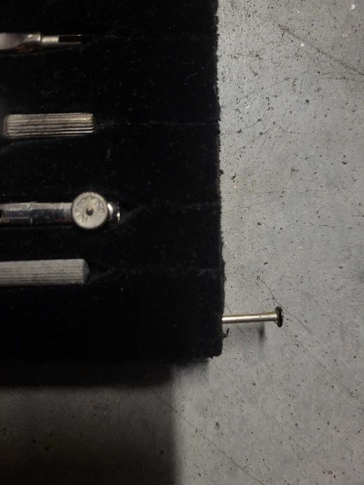 Conjunto Compasso e Ferramentas