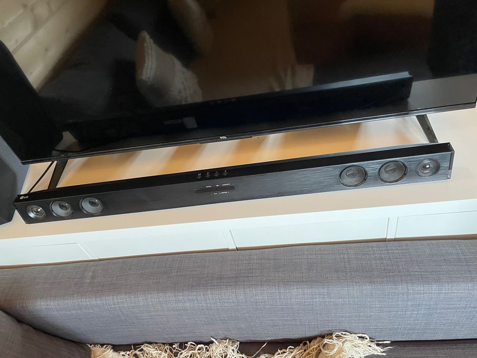 TCL TV 127cm ultra HD com Soundbar