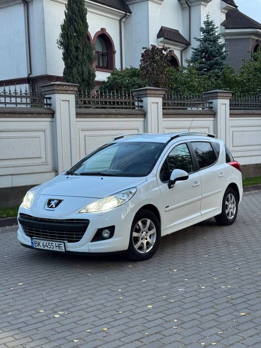 Пежо 207 1.6 дизель HDI 2011 рестайлінг 5 дверей Peugeot 308 206 307