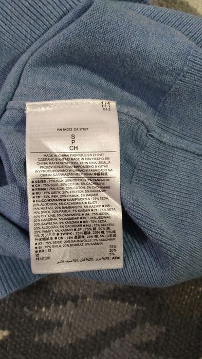 Sweter ekskluzywnej marki Banana Republic