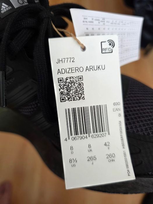 R.42 adidas aruku !cena ostateczna !