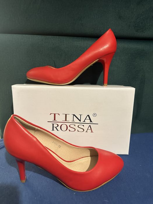 Nowe czerwone szpilki Tina Rossa rozmiar 38