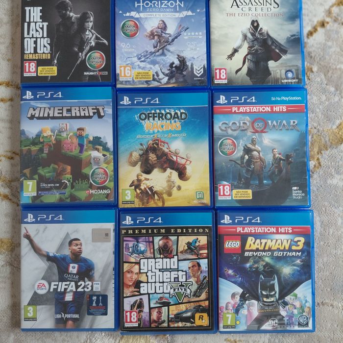 Ps4 com 9 jogos incluídos