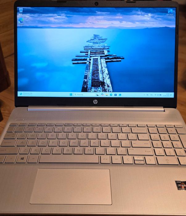 Zadbany HP 15s Ryzen 7-5700U / 32GB RAM (2x16GB) / 1TB SSD / Win11